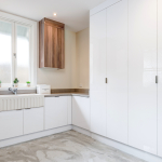 HVG Decorative Building: SmartPanel white acrylic doors in kitchen - Alaska 